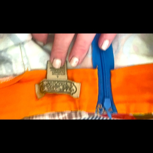 jealous tomato booty shorts - Picture 1 of 2